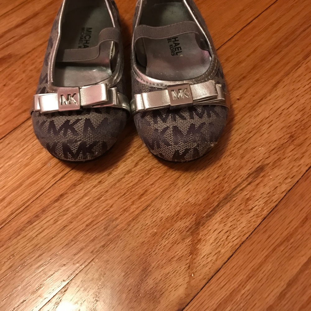 Micheal Kors dress shoes (toddler)